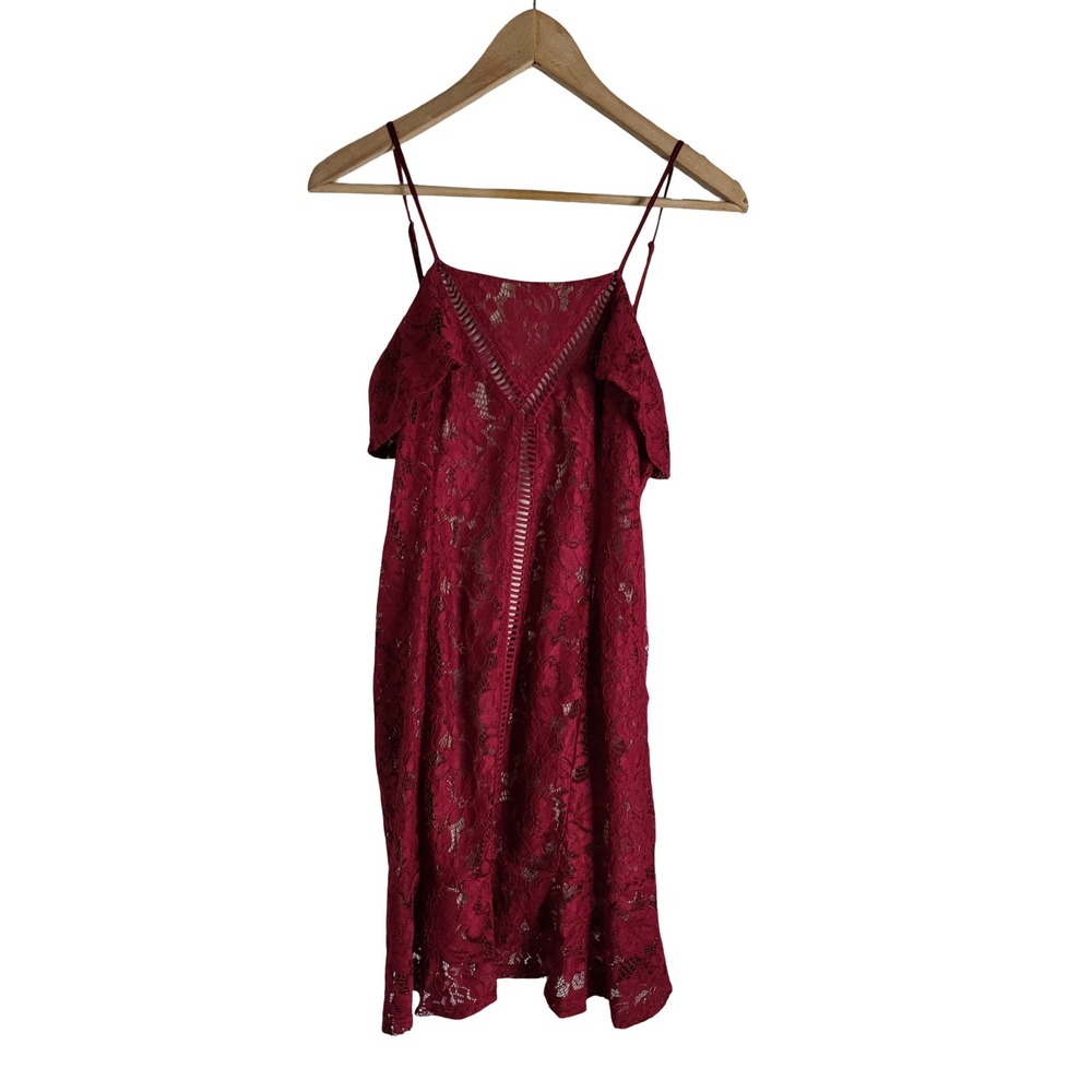 19 Cooper Red Lace Cold Shoulder Dress Medium Floral Cocktail Mini Vampy Retro